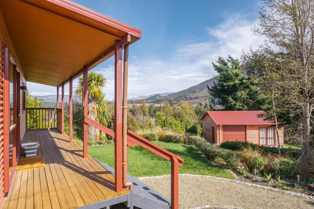 Korimako Ridge - Lake Hawea Holiday Home Exterior foto